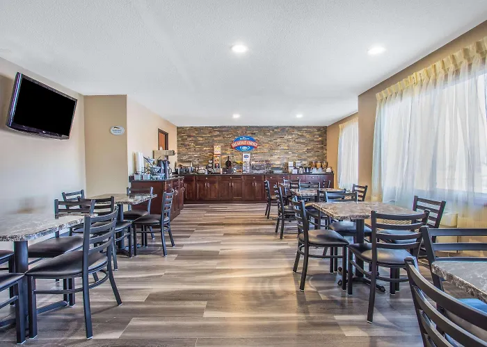 Baymont By Wyndham Hotel Joliet