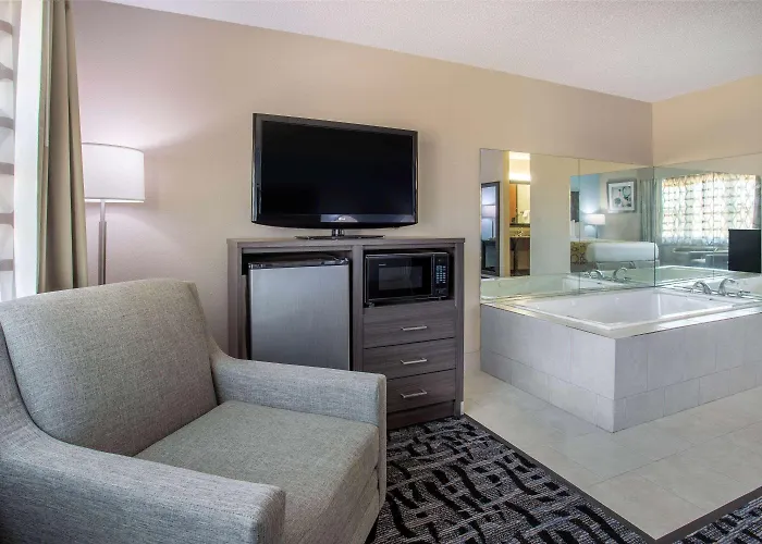 Baymont By Wyndham
