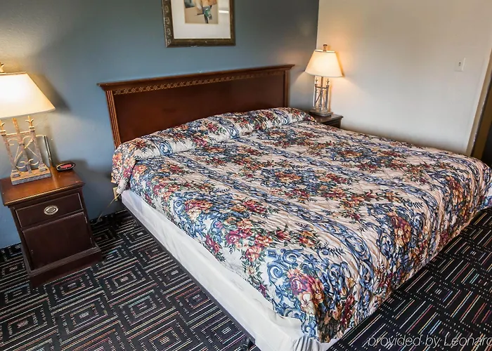 Baymont By Wyndham Joliet