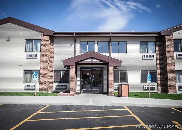 Baymont By Wyndham Joliet
